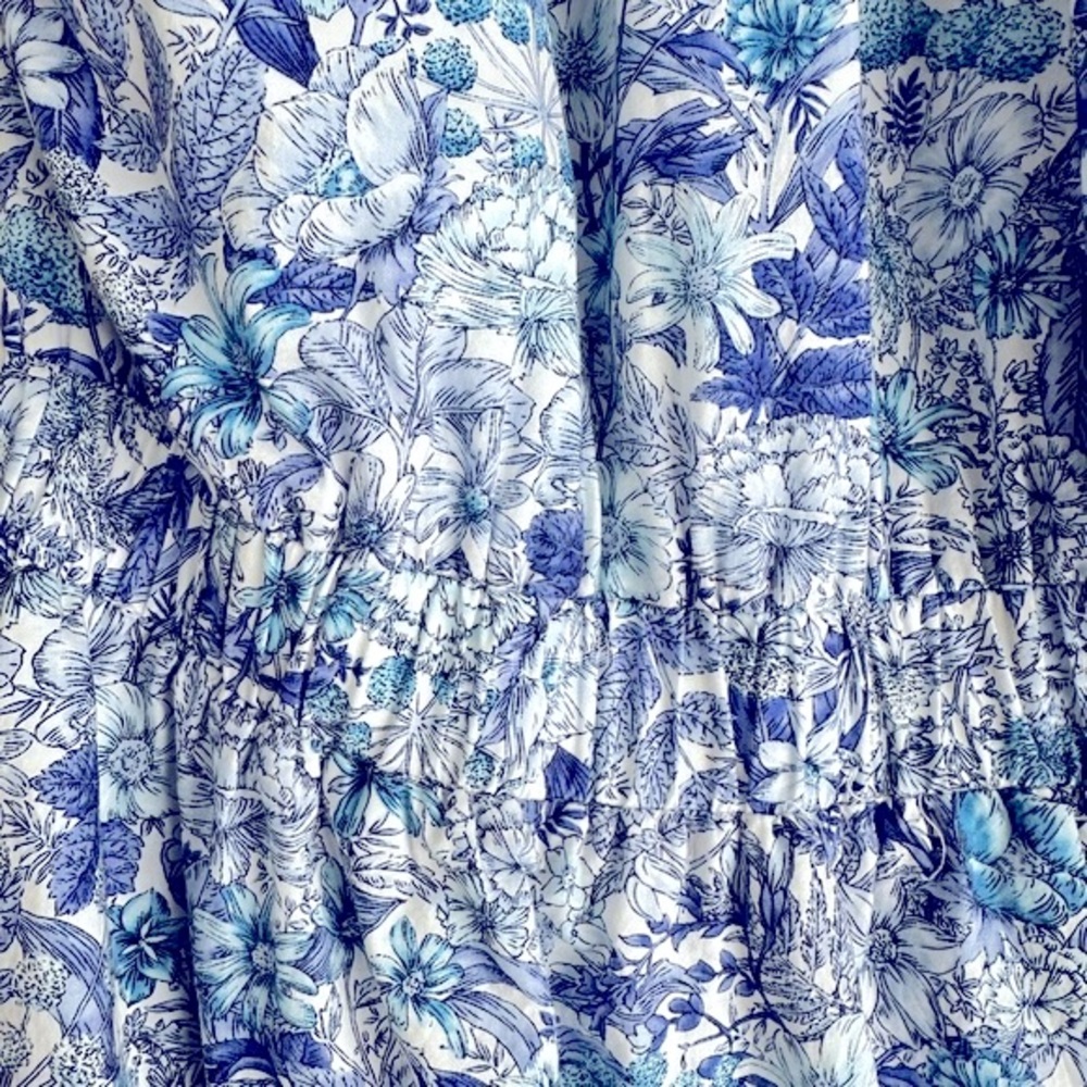 Tuckernuck | Hyacinth House Blue Floral High Neck Midi Floral Dress XL - Picture 9 of 9